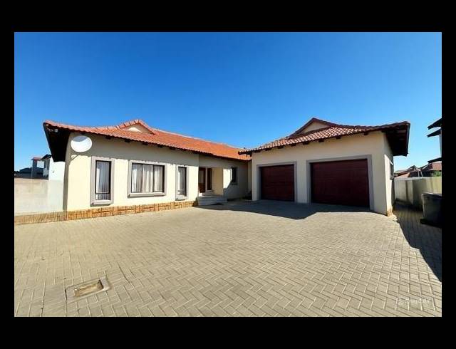 5 BEDROOM HOUSE FOR SALE IN SAVANNAH COUNTRY ESTATE